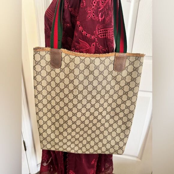 GUCCI AUTHENTIC BROWN MONOGRAM COATED CANVAS TOTE BAG - Picture 2 of 12